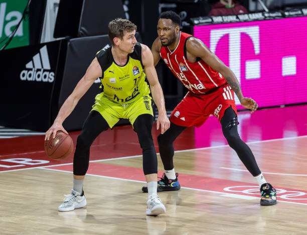 凯恩被画成 凯恩被画成