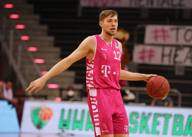 乔迪能成 乔迪能成